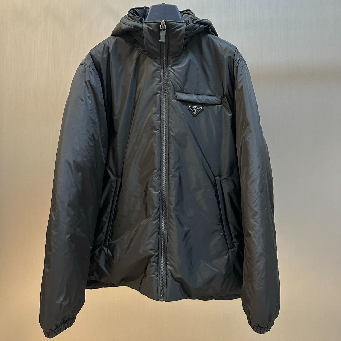 PRADA Men's Re-Nylon Hooded Down Jacket (SGN9551WQ9-F0002）