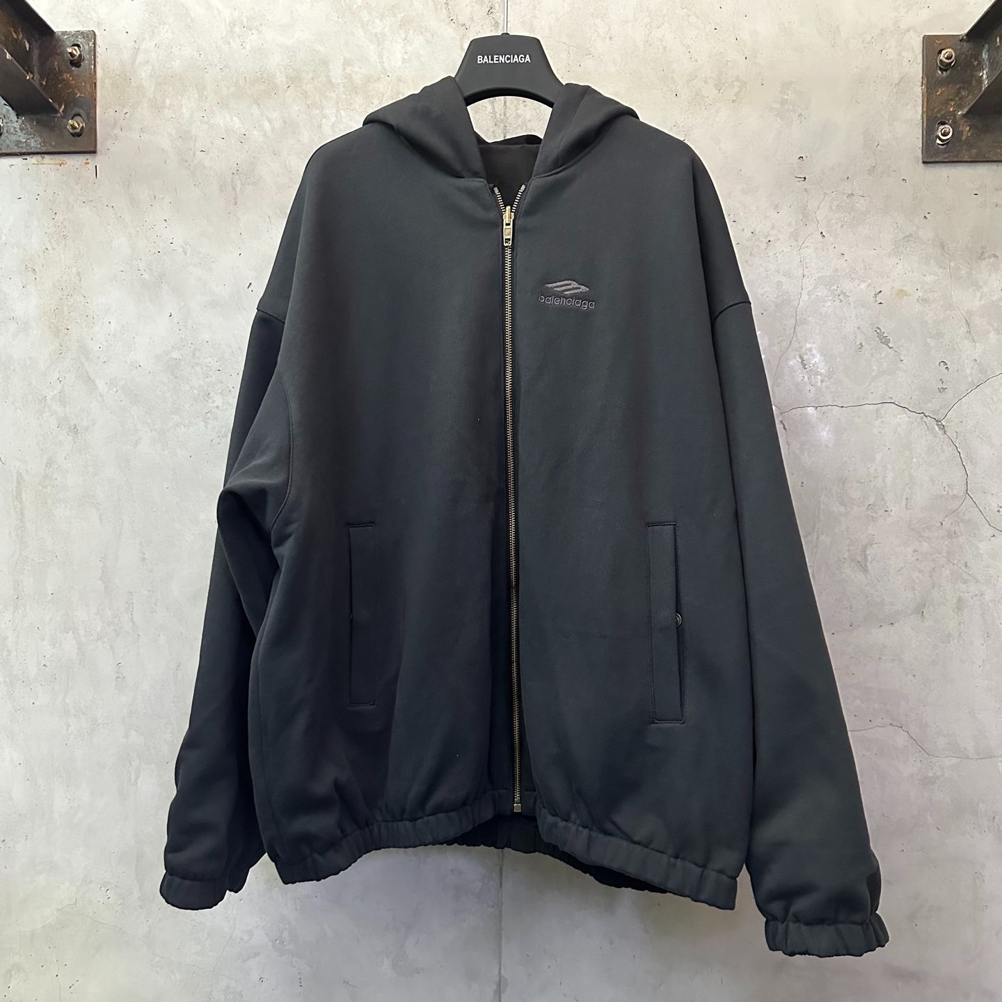 Balenciaga 25FW Reversible Hooded Jacket（856361TPQ384140）