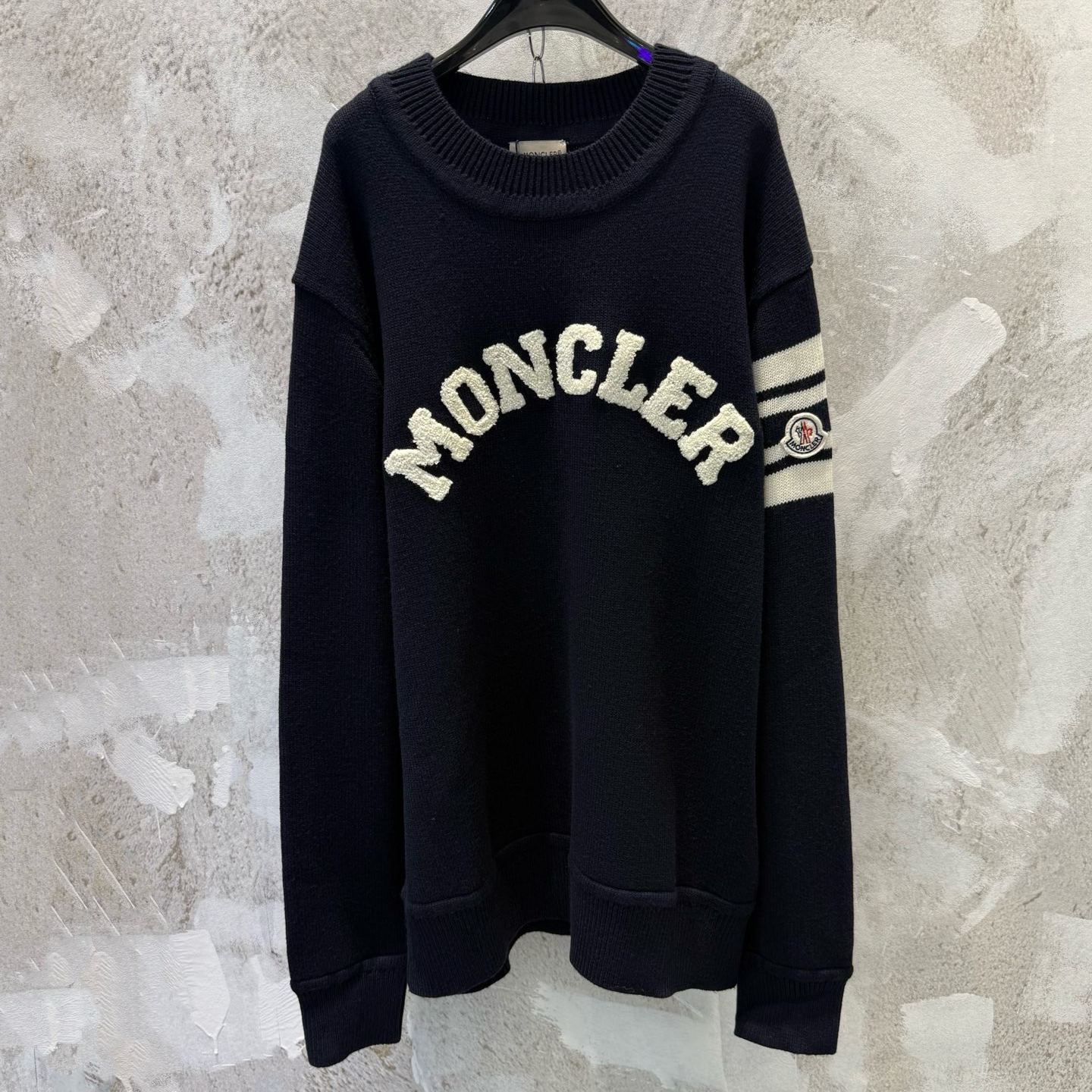 MONCLER KNITWEAR GREY（K20919C00009M1367930）