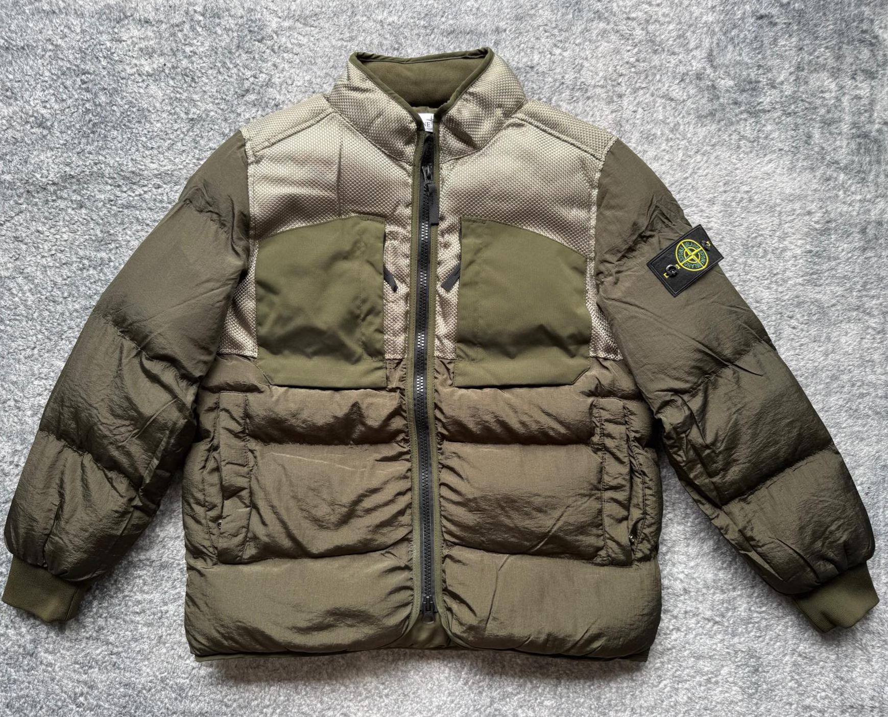 Stone Island stand-up collar cotton jacket（ST2025131）