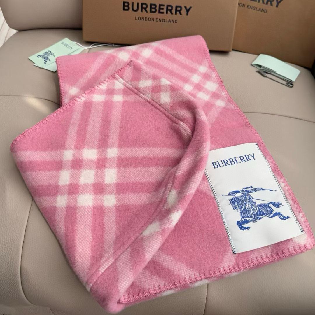 Burberry check wool hooded scarf (honey pink)（81141361）