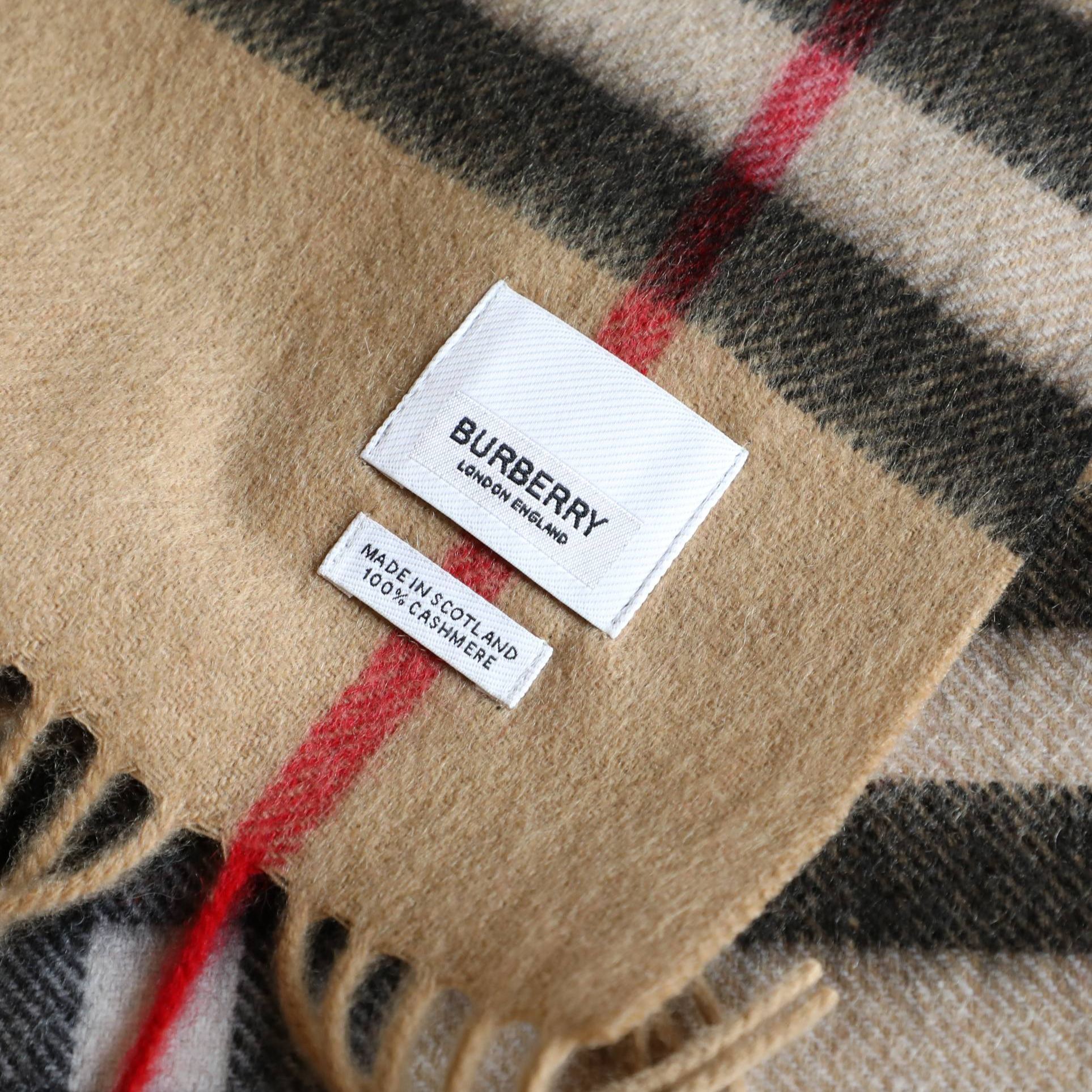 Burberry classic check cashmere scarf（80181731）