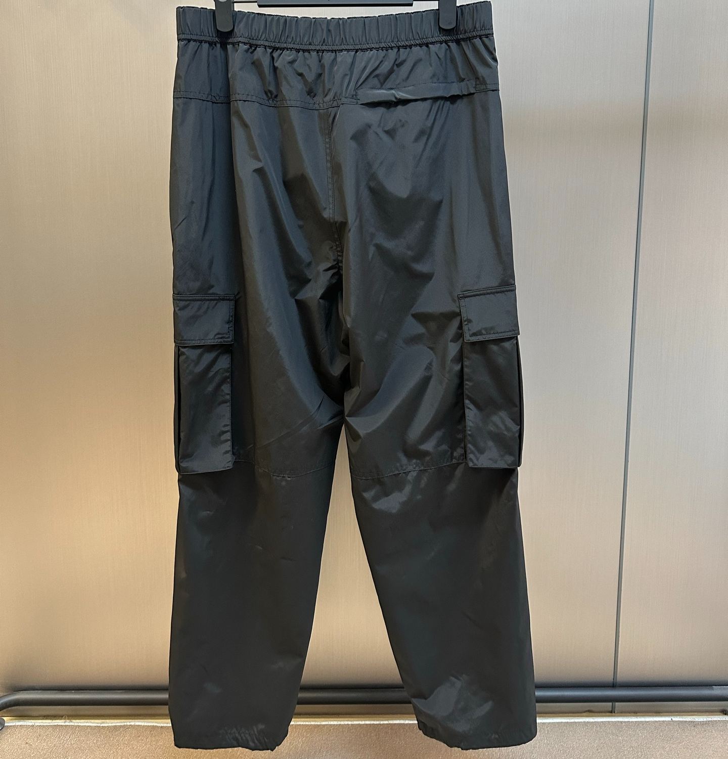 Loewe technical fabric work pants, black  (H929Y04X04-1100）