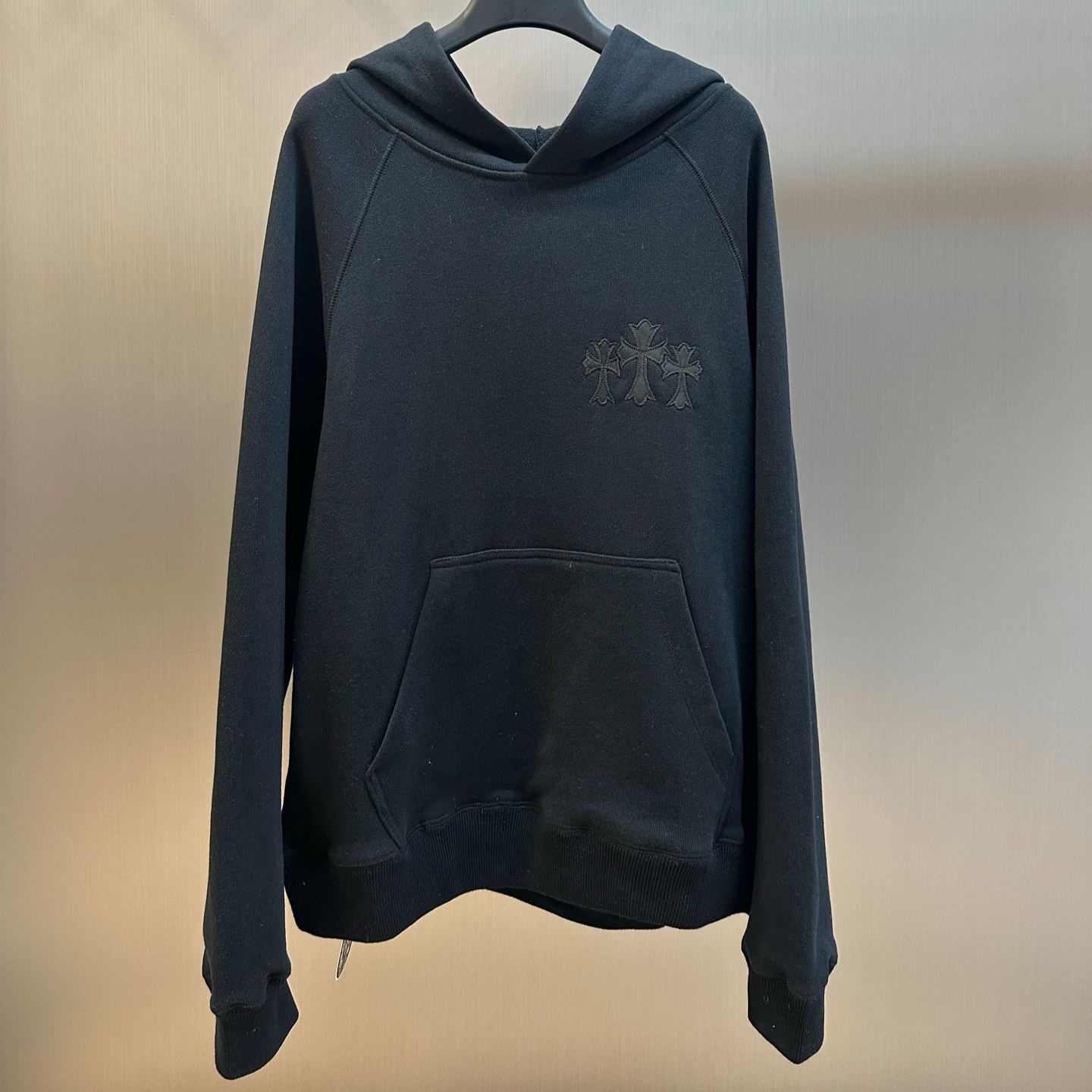 Chrome Hearts 3 Cross Hoodie (1SS2504CH7LMS）