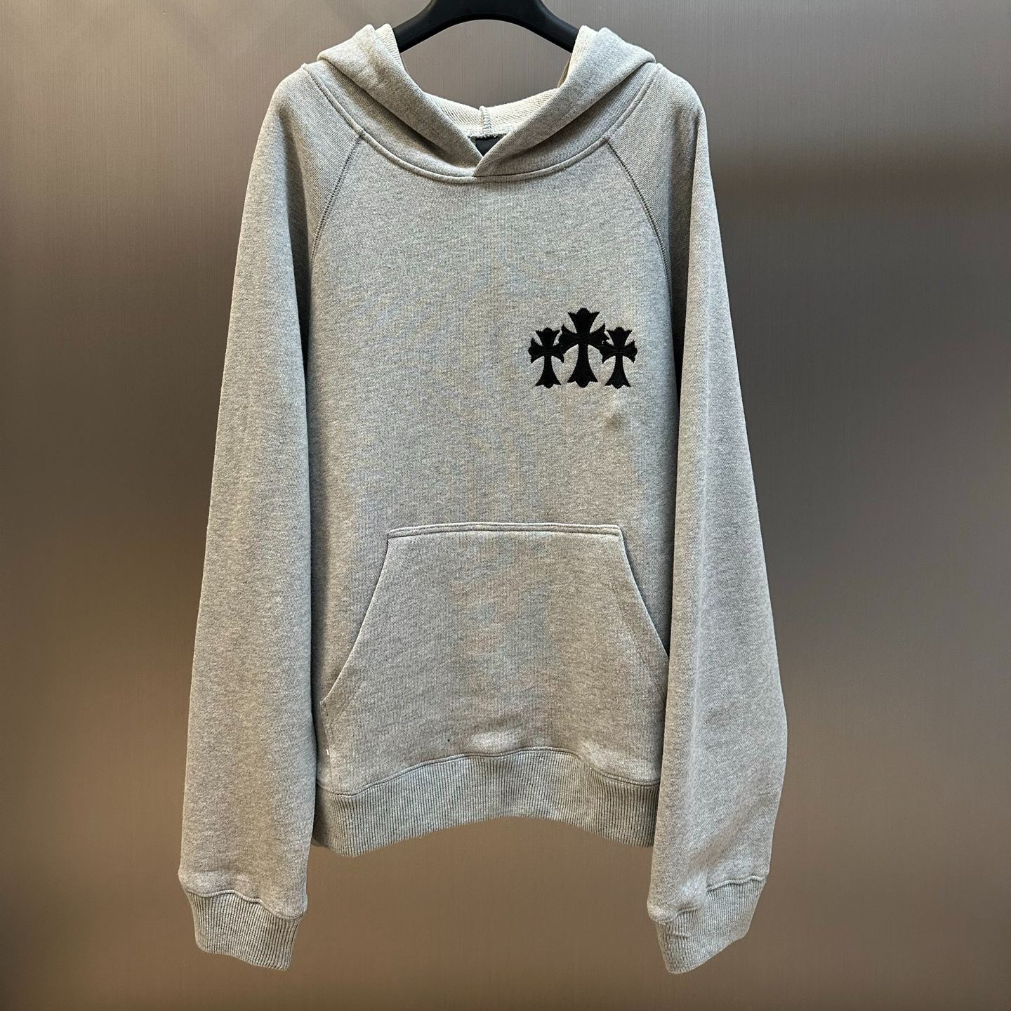 Chrome Hearts 3 Cross Hoodie (1SS2504CH7LMS）