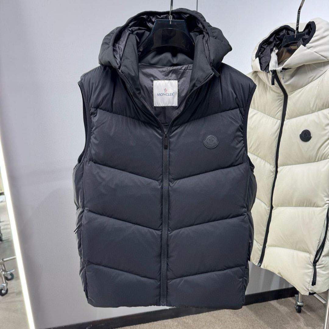 MONCLER Black Guersac Men's Twill Quilted Hooded Down Vest（K20911A00042597YD999）