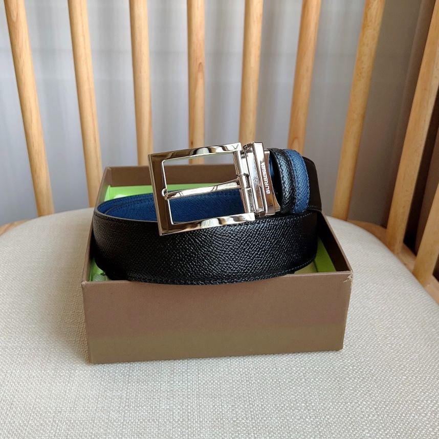 Burberry reversible grainy leather belt（80241651）