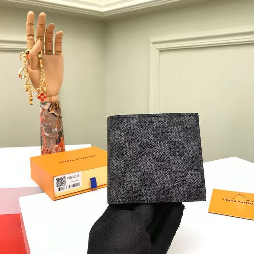Louis Vuitton Damier Graphite Portefeuille Marco Bifold Wallet (MCA0155）