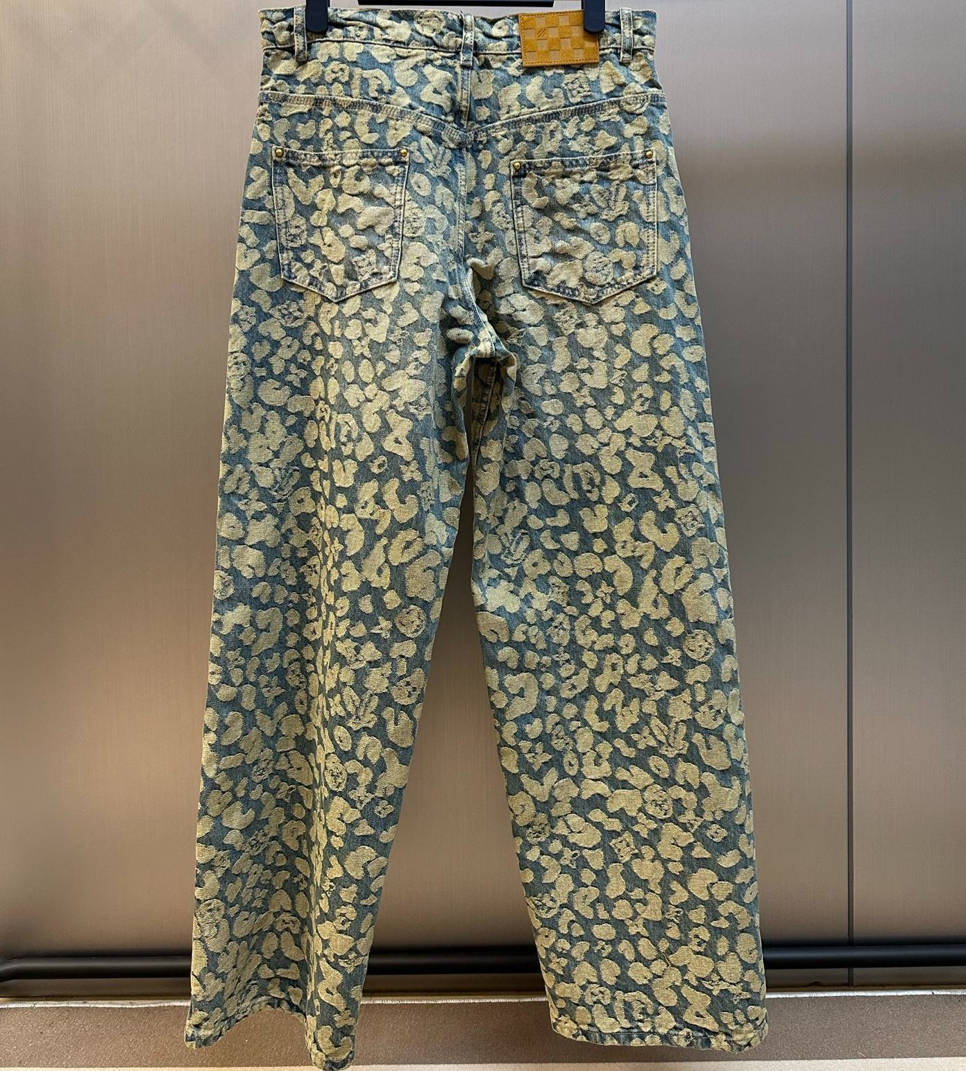 Louis Vuitton jacquard work jeans（1AILS3）