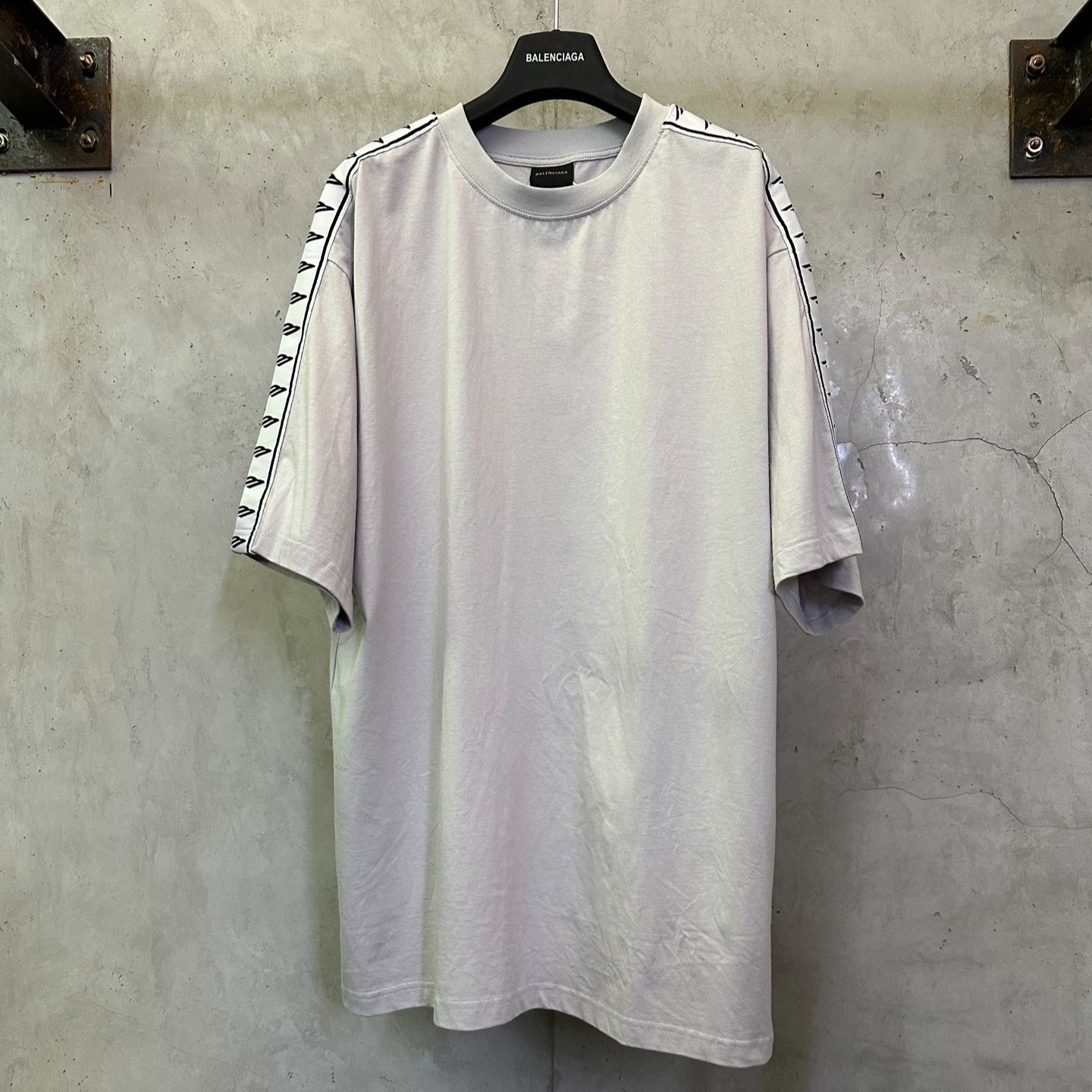 BALENCIAGA Men's Stripe T-shir（764235TTVP89012）