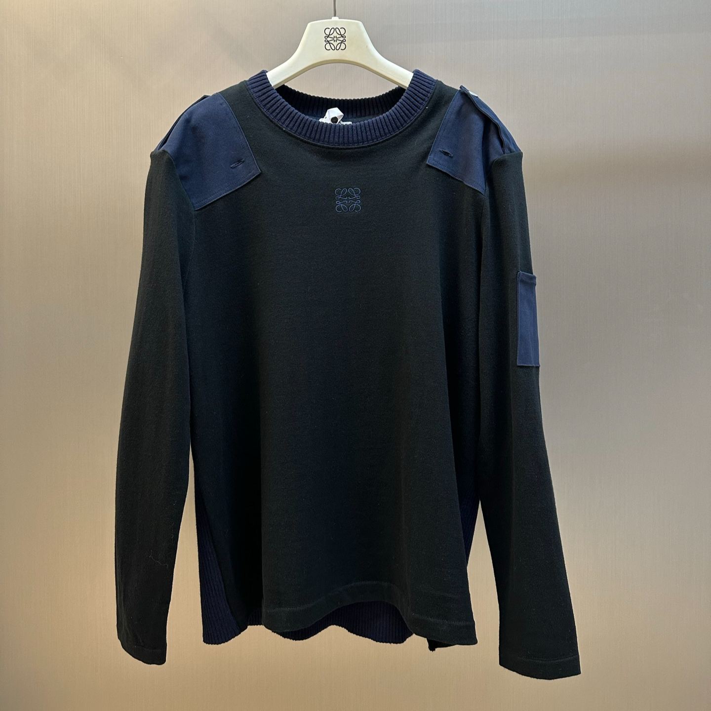 LOEWE cotton blend long-sleeved top (H526Y23X95-6817）