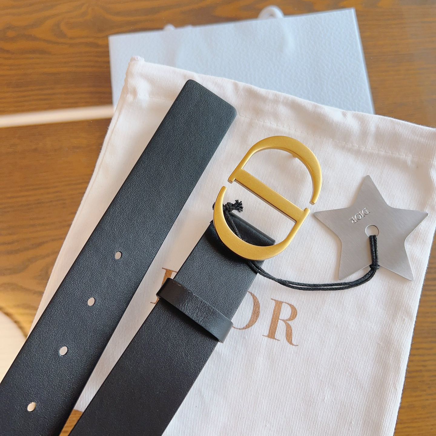 Dior 30 Montaigne 35 MM In Black Smooth Calfskin Belt（B0077UVWV-M900）