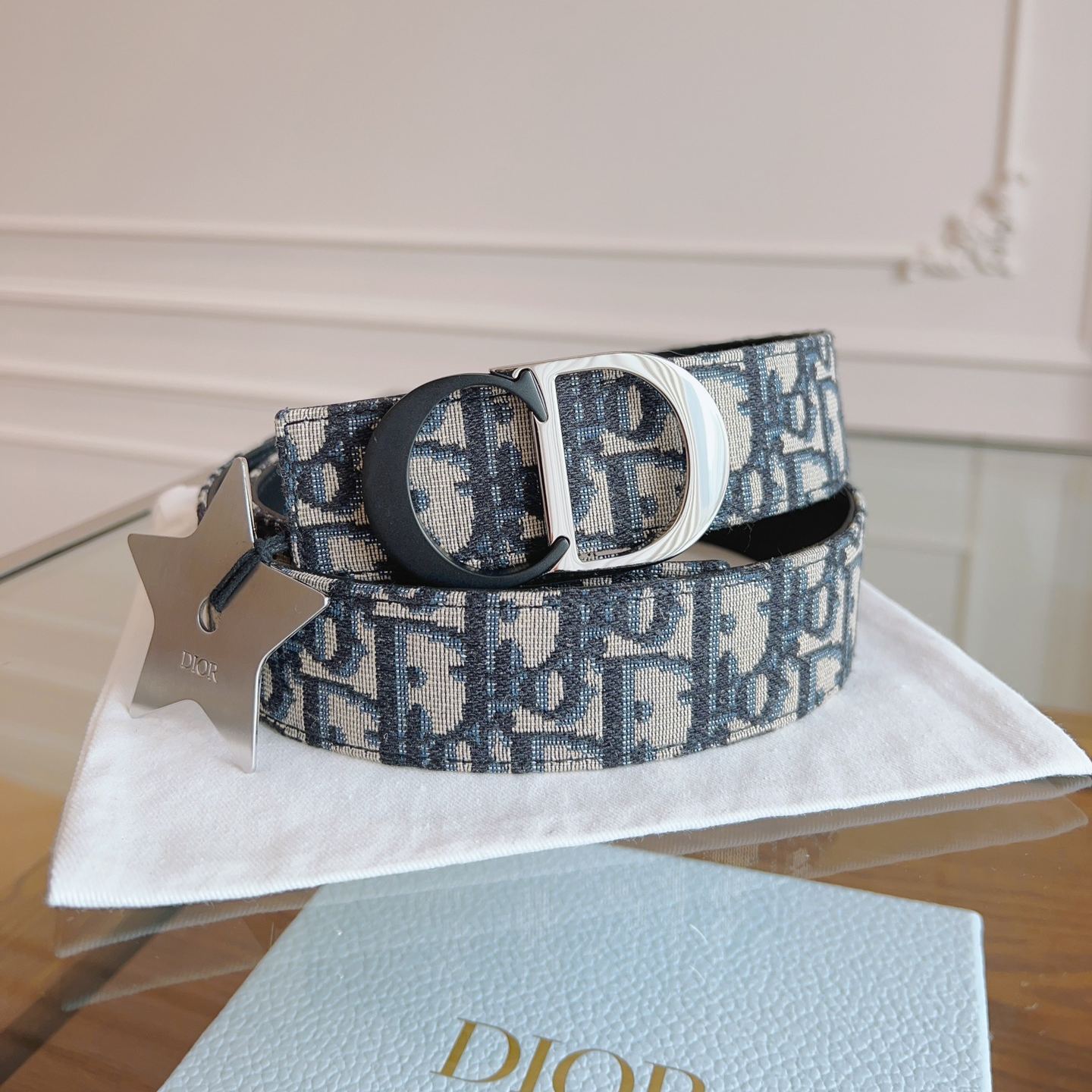 Dior Calfskin Leather Belts（ Black & Silver Belt Buckle）（B0447UWEOM930）