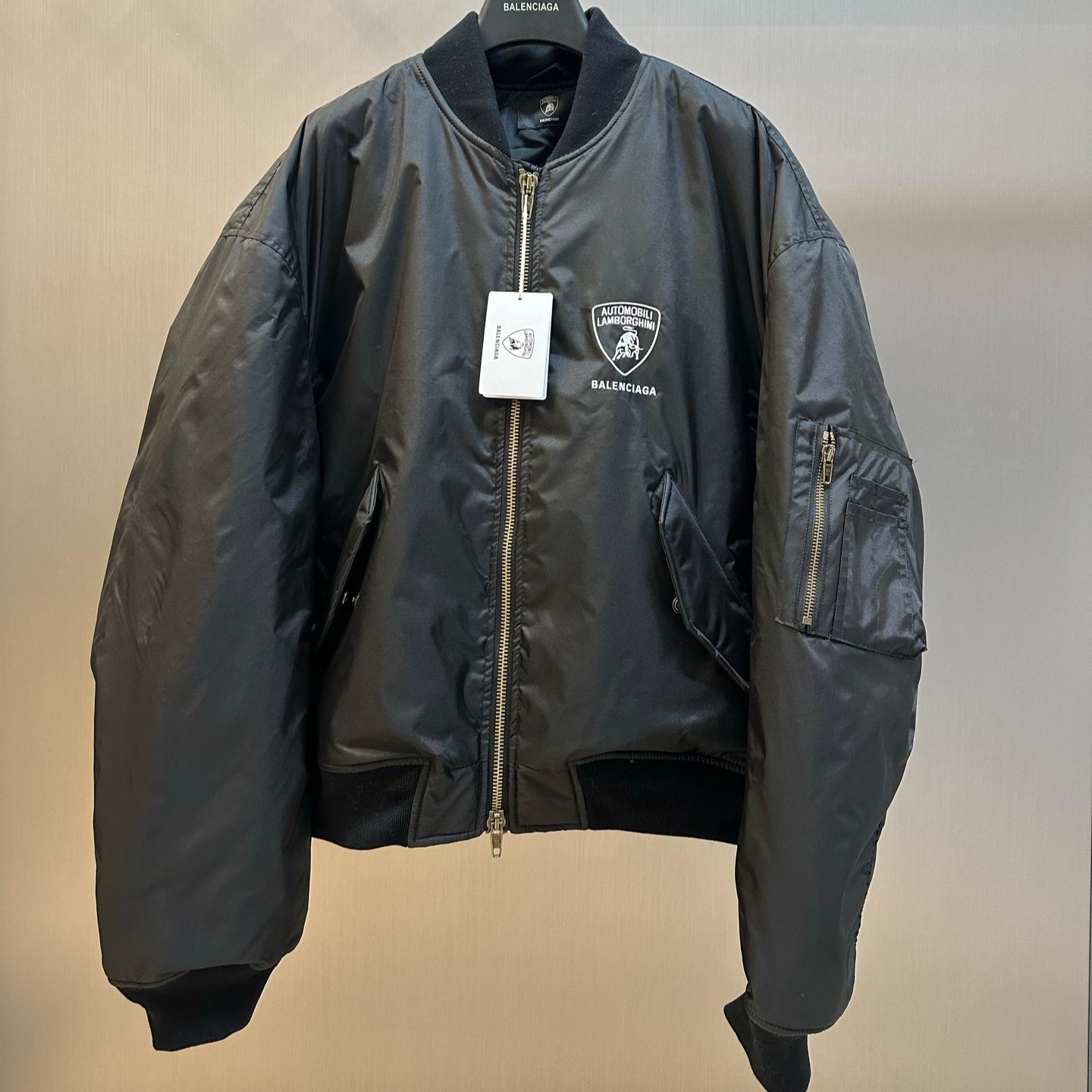 Balenciaga X Automobili Lamborghini Bomber Jacket (839107TOO04-1000）