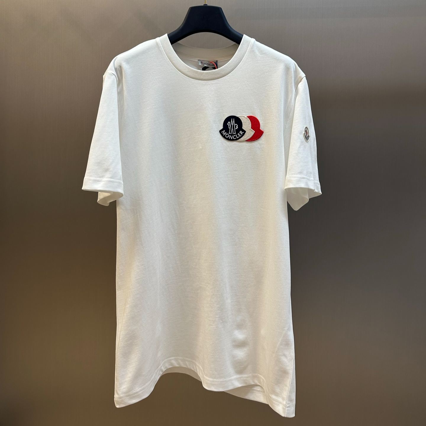 Moncler Embroidered Tricolor Logo Cotton T-Shirt（K20918C0005689AUG778）
