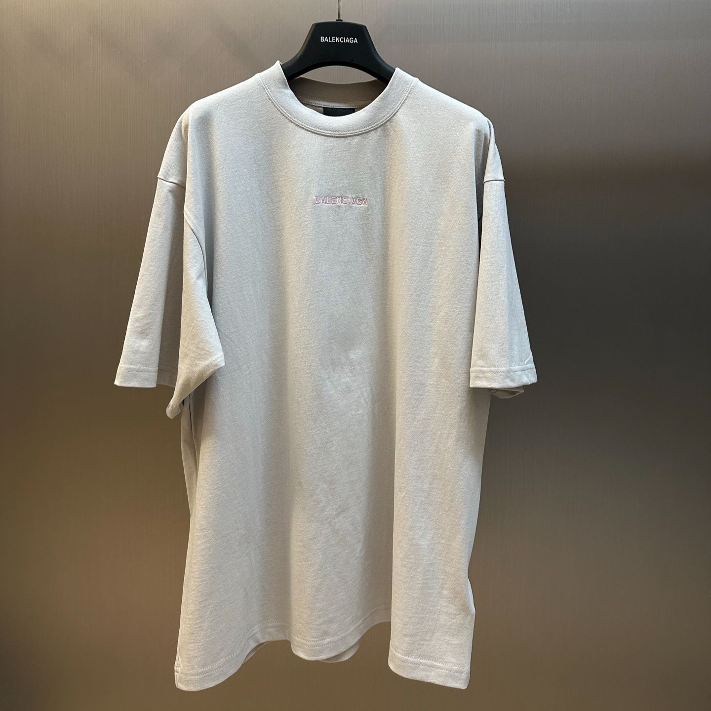 Balenciaga letter embroidered loose T-shirt (764235TSVO92420）
