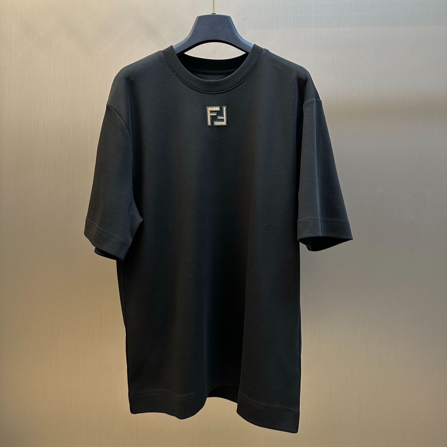 FENDI Double F Suede Embroidered Logo T-shirt (FY0936AW0RF1UL6）