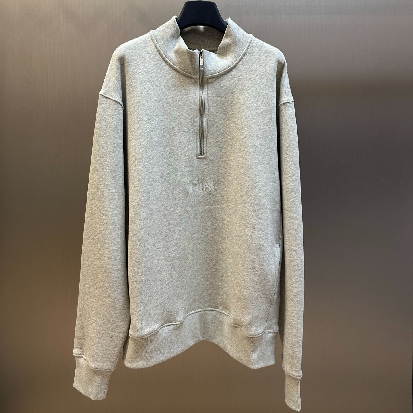 DIOR logo print half-zip stand-up collar sweatshirt（683J605A3035-C680）