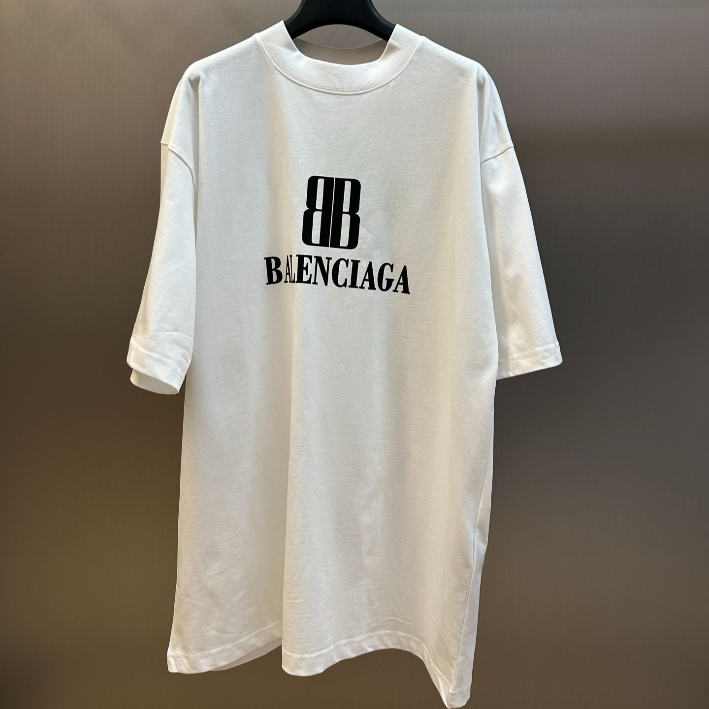 Balenciaga Nano Bb T-Shirt Black (764235TSVU41083）