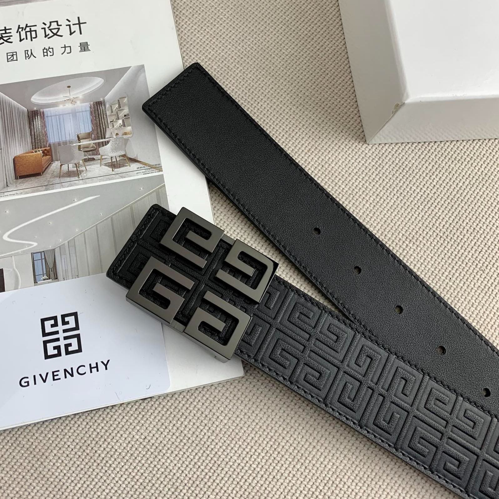 Givenchy logo belt （GH221236）