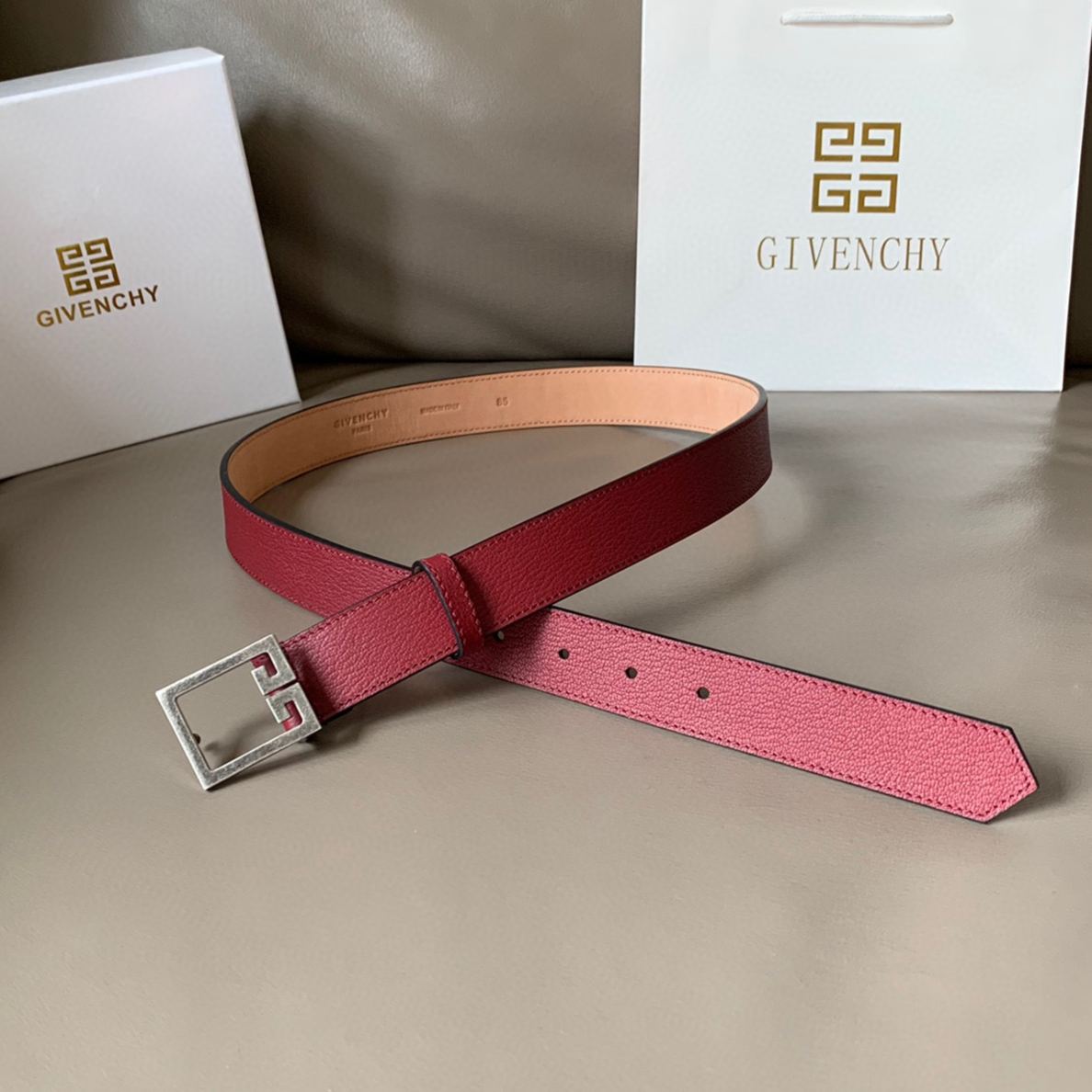 Givenchy logo belt （GH221236）