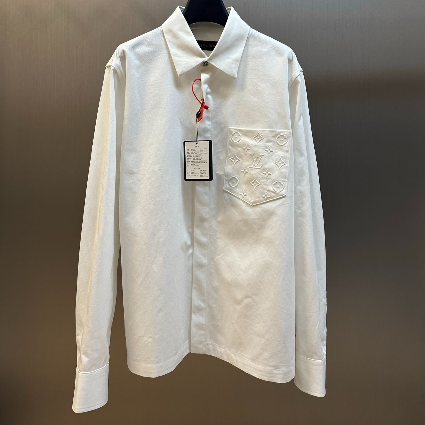 Louis Vuitton embossed pocket long-sleeved shirt（1AJCAI）