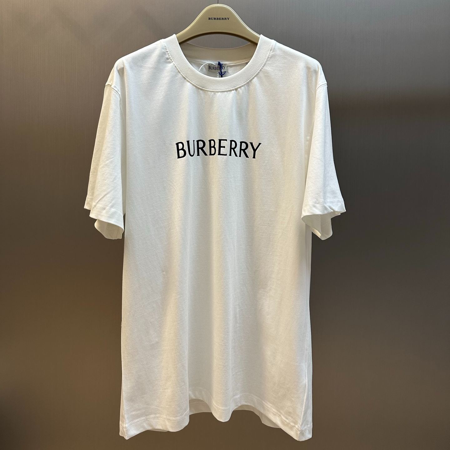 Burberry logo-embellished cotton T-shirt（81223871）