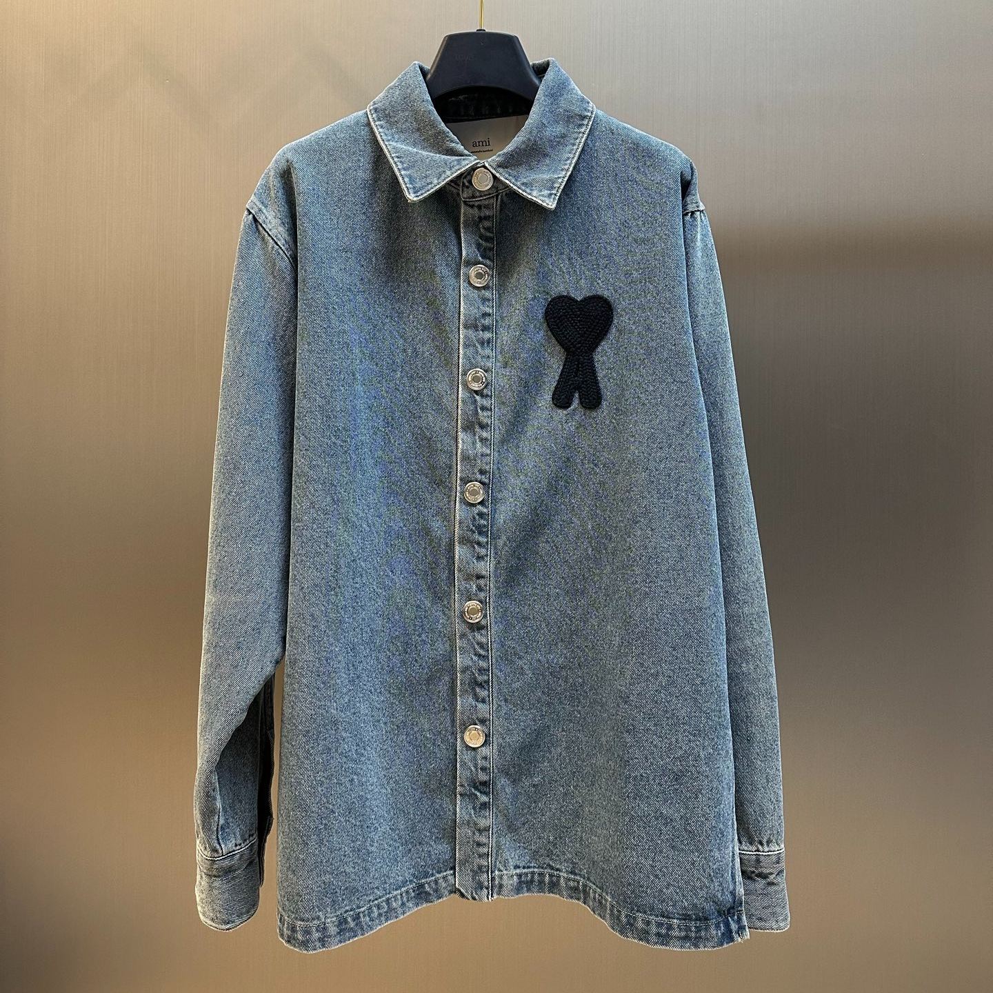 Ami Paris Ami de Coeur Denim Shirt（HJK275DE0046-480）