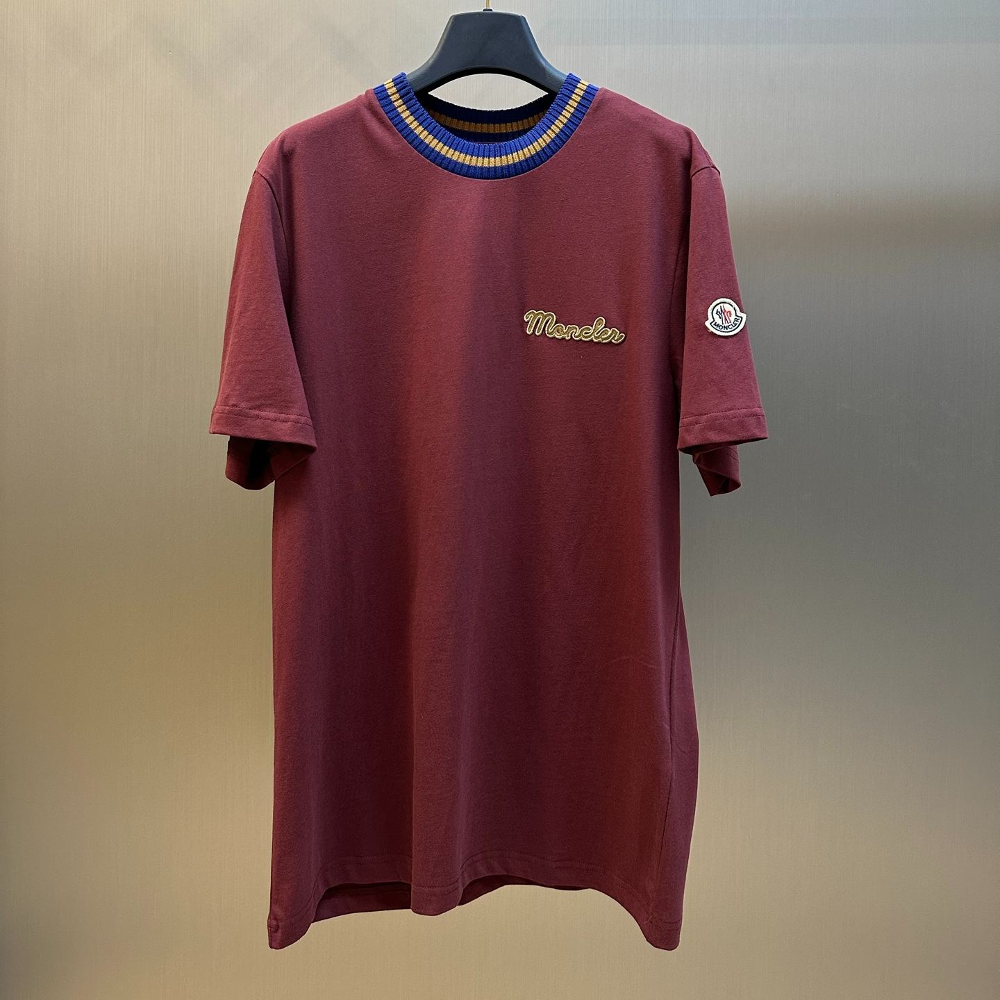 MONCLER Embroidered Logo Cotton T-shirt（K20918C0002289AJS468）