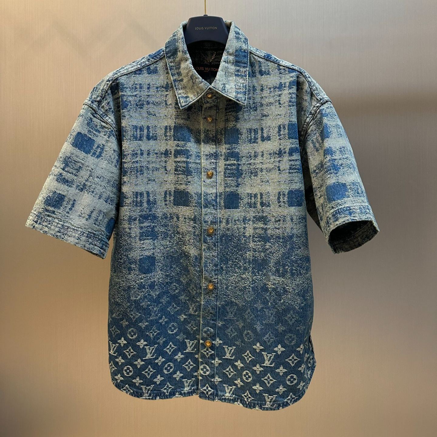 Louis Vuitton Short sleeve denim shirt（1AJC88）