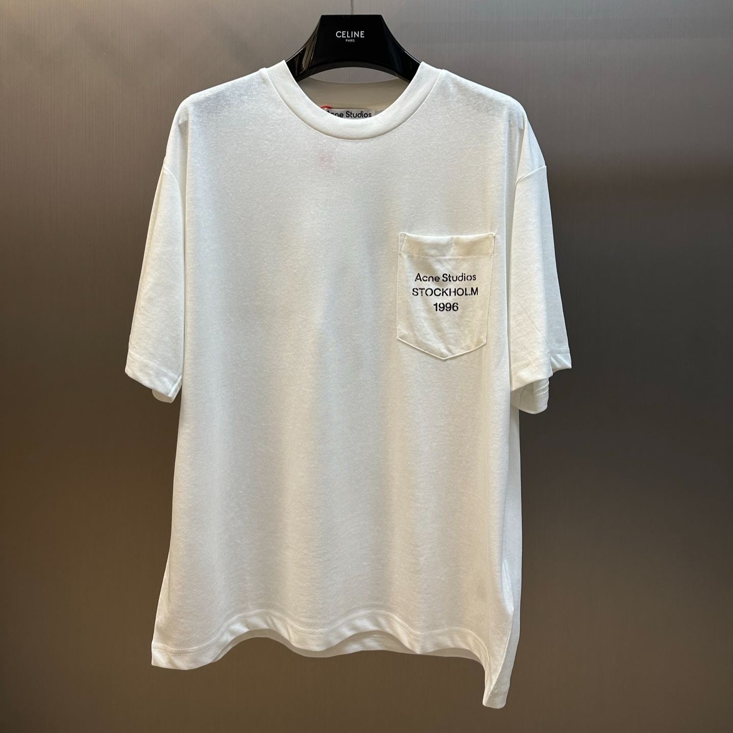 Acne Studios Relaxed Fit Logo T-Shirt in Faded Black (CL0450-BM0）