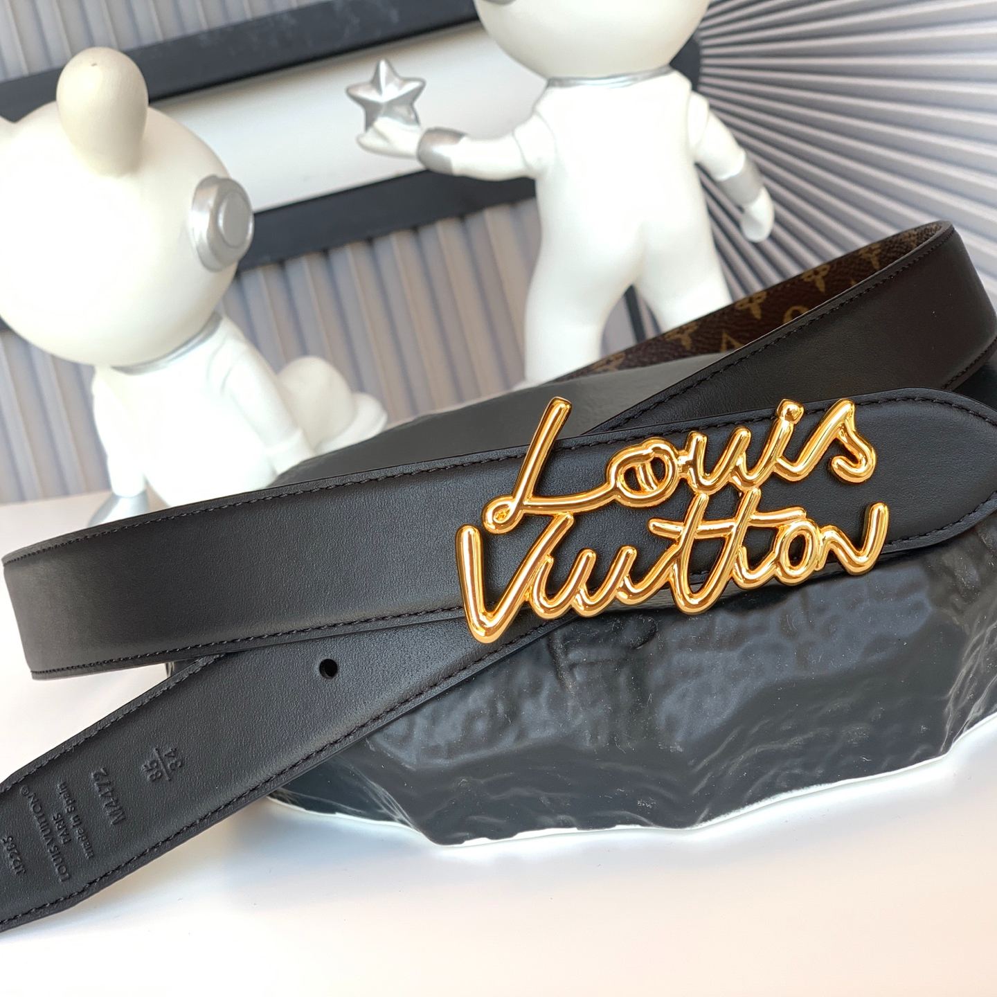 Louis Vuitton Script 30mm leather belt（M4472W）