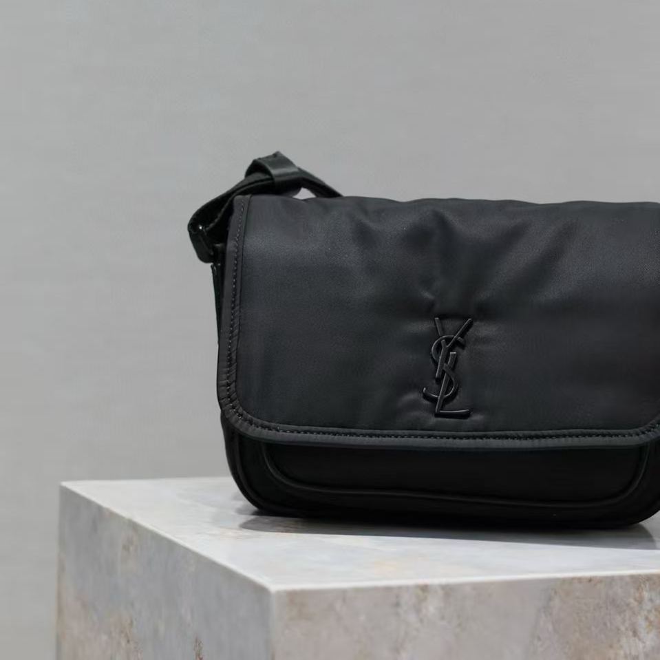 Saint Laurent YSL BV NIKI MESSANGE（757146-FACKH-1000）