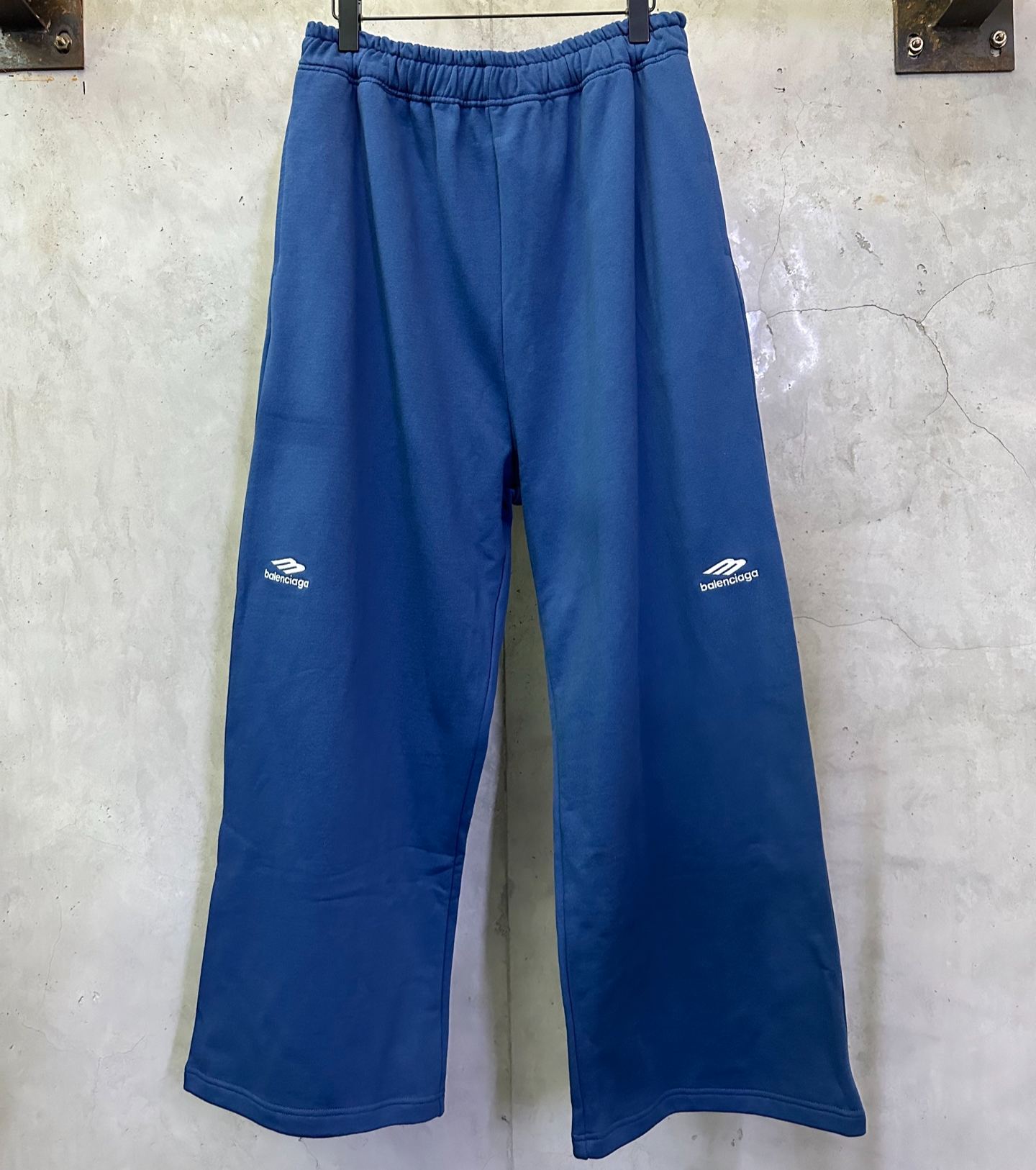 BALENCIAGA 3b Sports Icon Track Pants（855365TTVK77740）