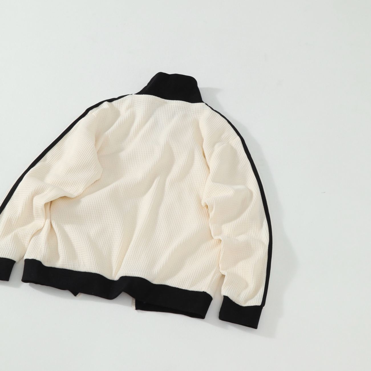 Adidas Adicolor Waffle Classic Track Top（JW0109）
