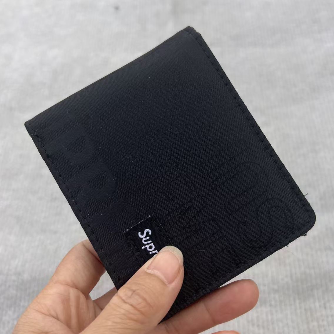 supreme/stussy/bape compact wallet