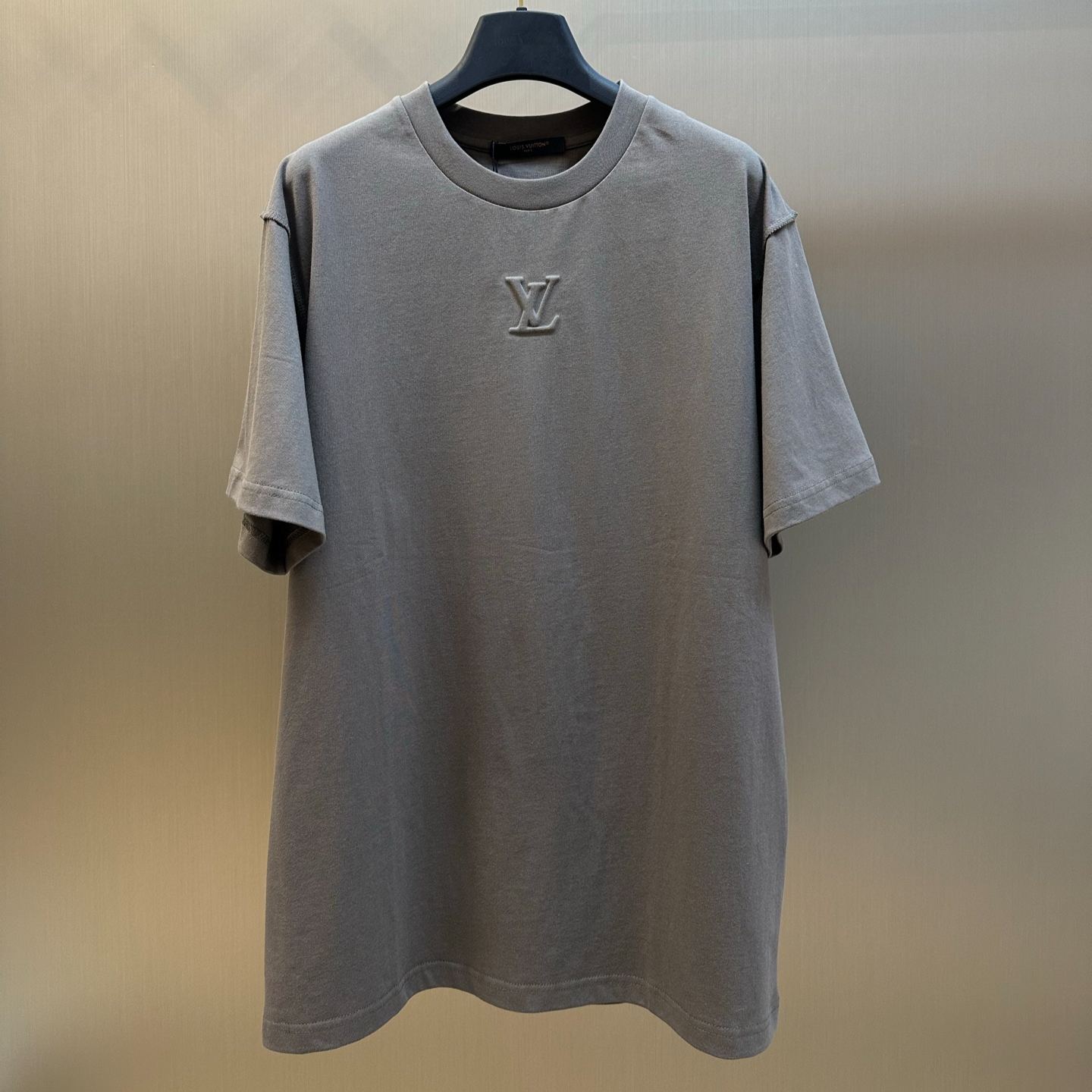 Louis Vuitton Embossed LV T-shirt（1AJAYN）