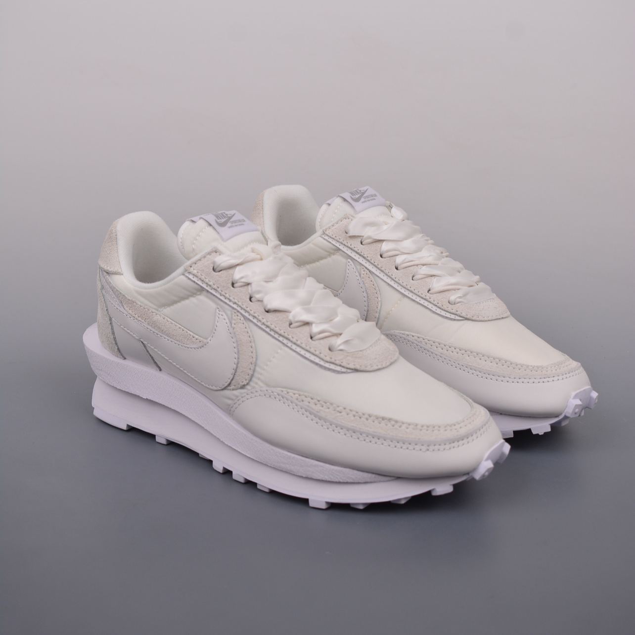 sacai × Nike LDV Waffle "Triple White" (BV0073-101）