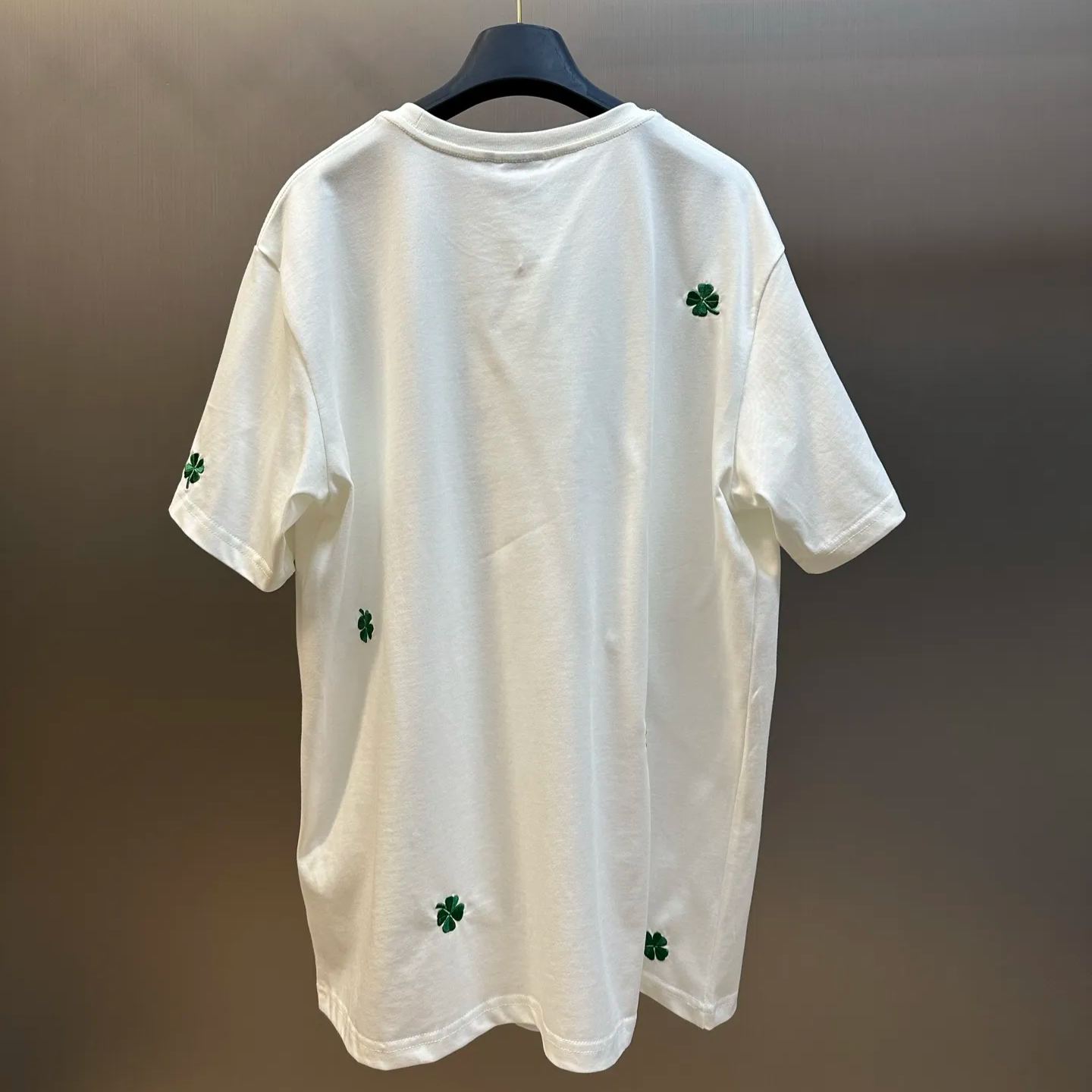 Dior clover embroidered T-shirt（683J615A3036-C986）