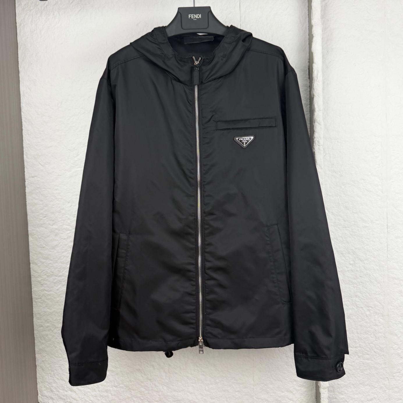 Prada Re-Nylon hooded blouson jacket(SGB685-1WQ8-F0002-S-211）