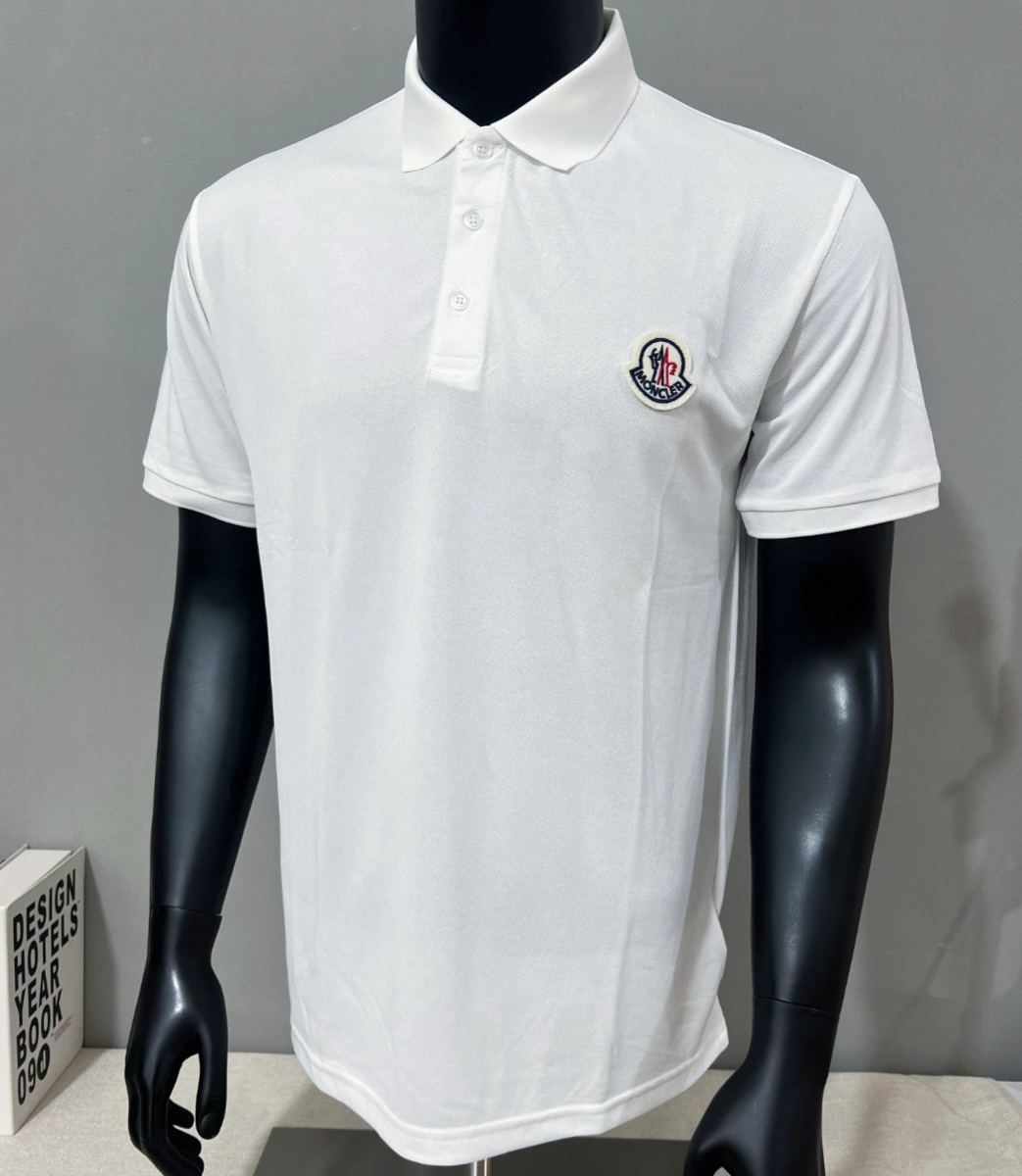 Moncler Black Logo Patch Cotton Piquet Polo Shirt（J20918A00009845569991）