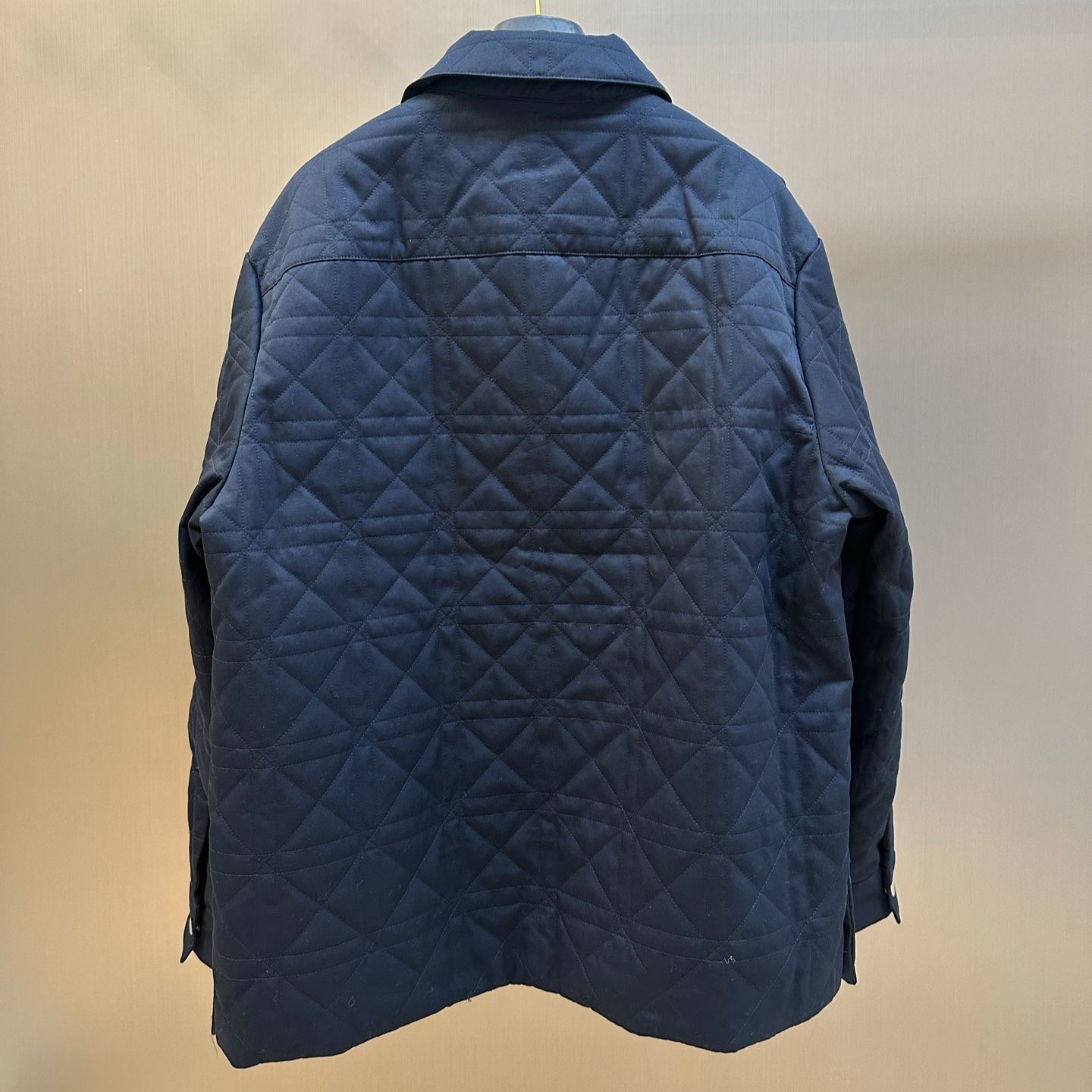 Dior overshirt with cannage motif quilting（683C549B3095-C540）