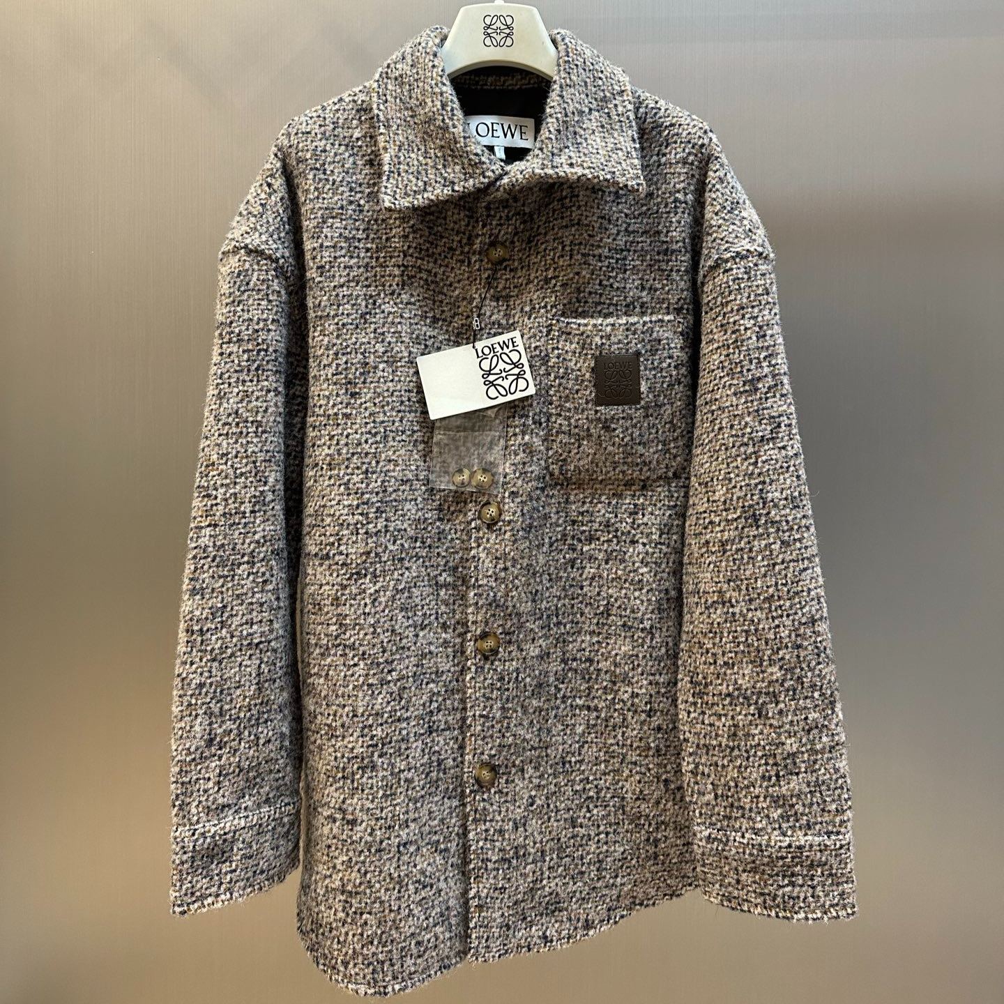 LOEWE wool and alpaca blend coat and shirt, beige(H526Y02X55-6853）