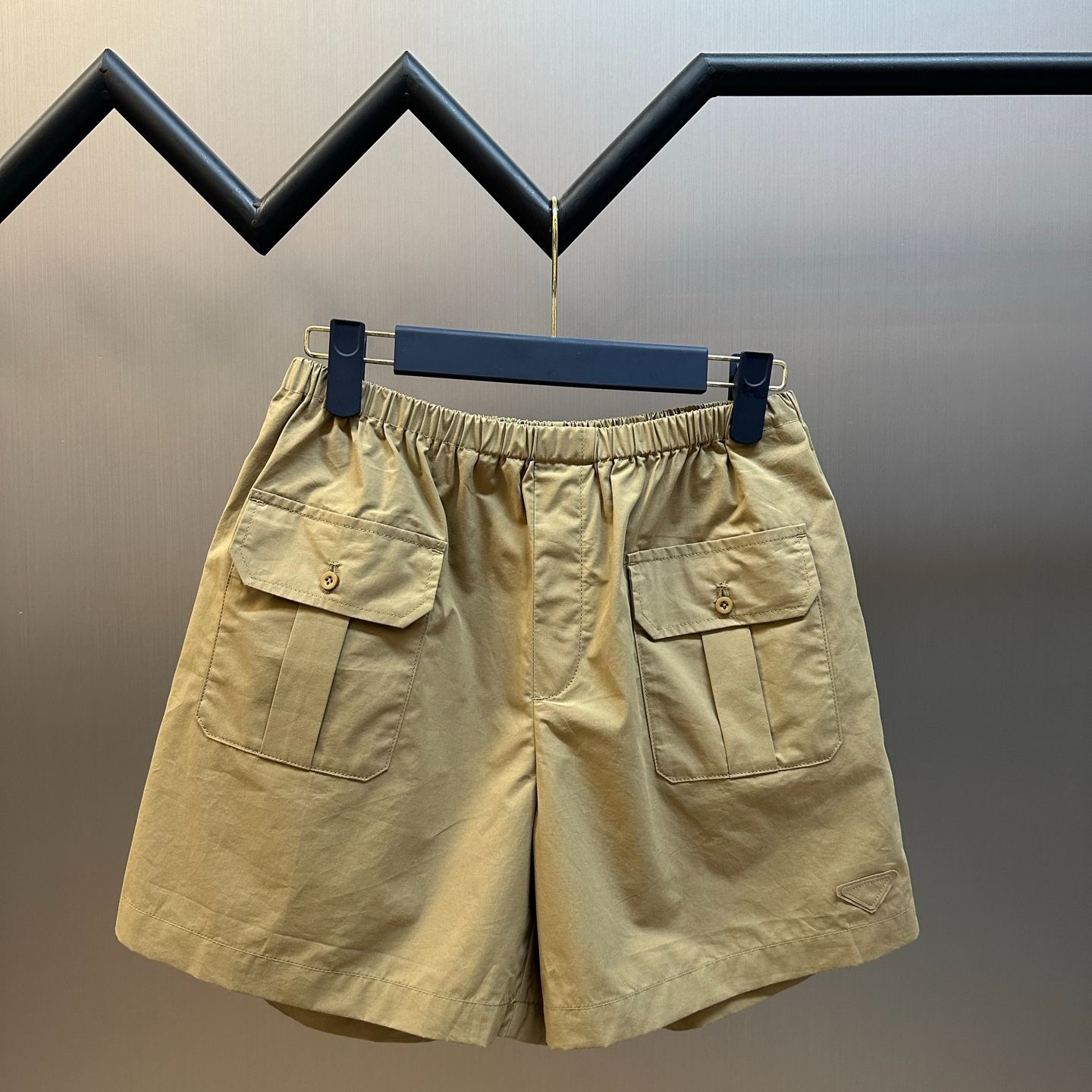 Prada Cotton poplin Bermudas (SPH538-18ZI-F0241-S-OOO）