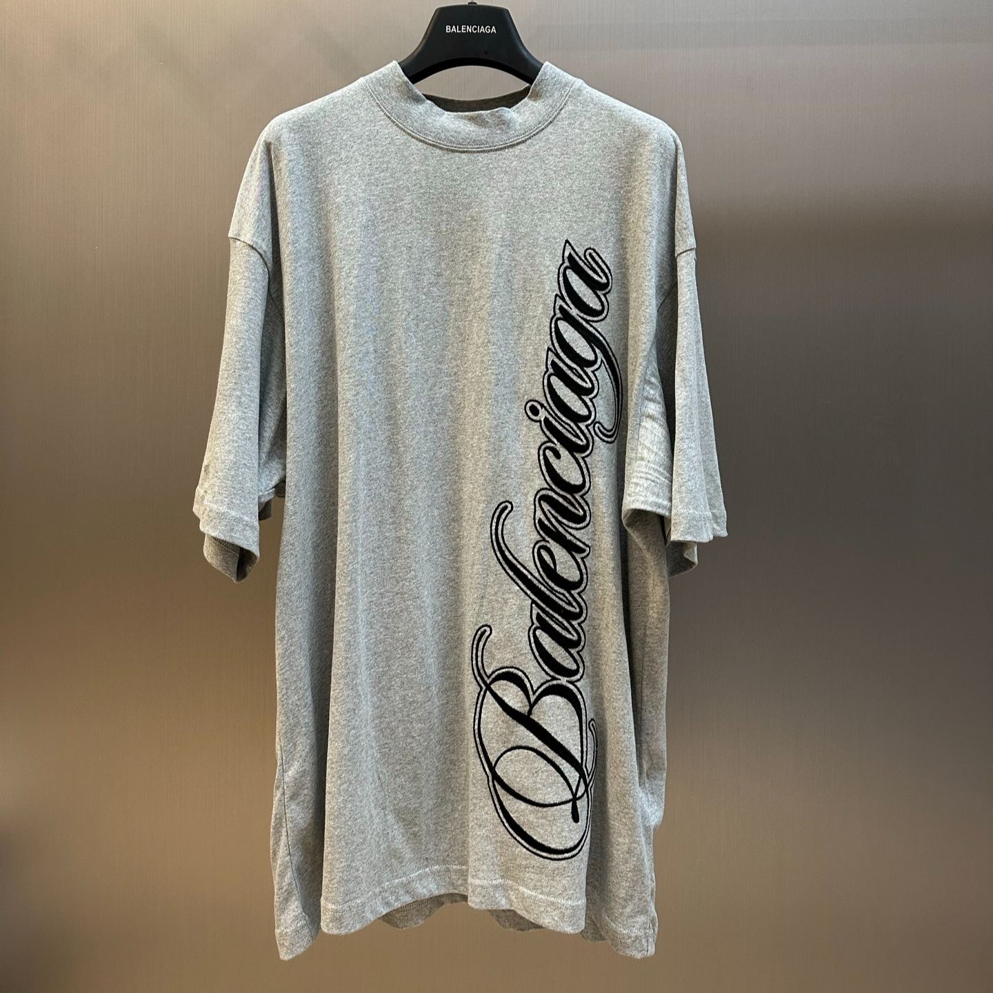 BALENCIAGA Cursive Medium Size T-Shirt（764235TTVM76552）