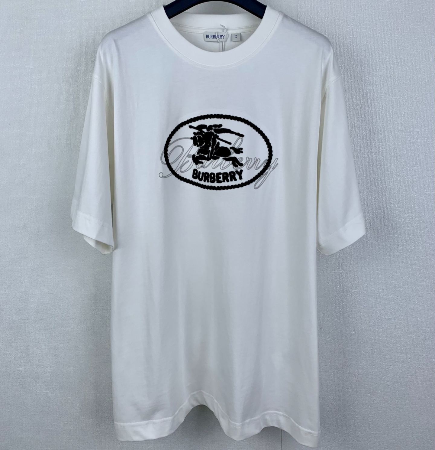 Burberry Knight Stamp Cotton Tee（81234321）