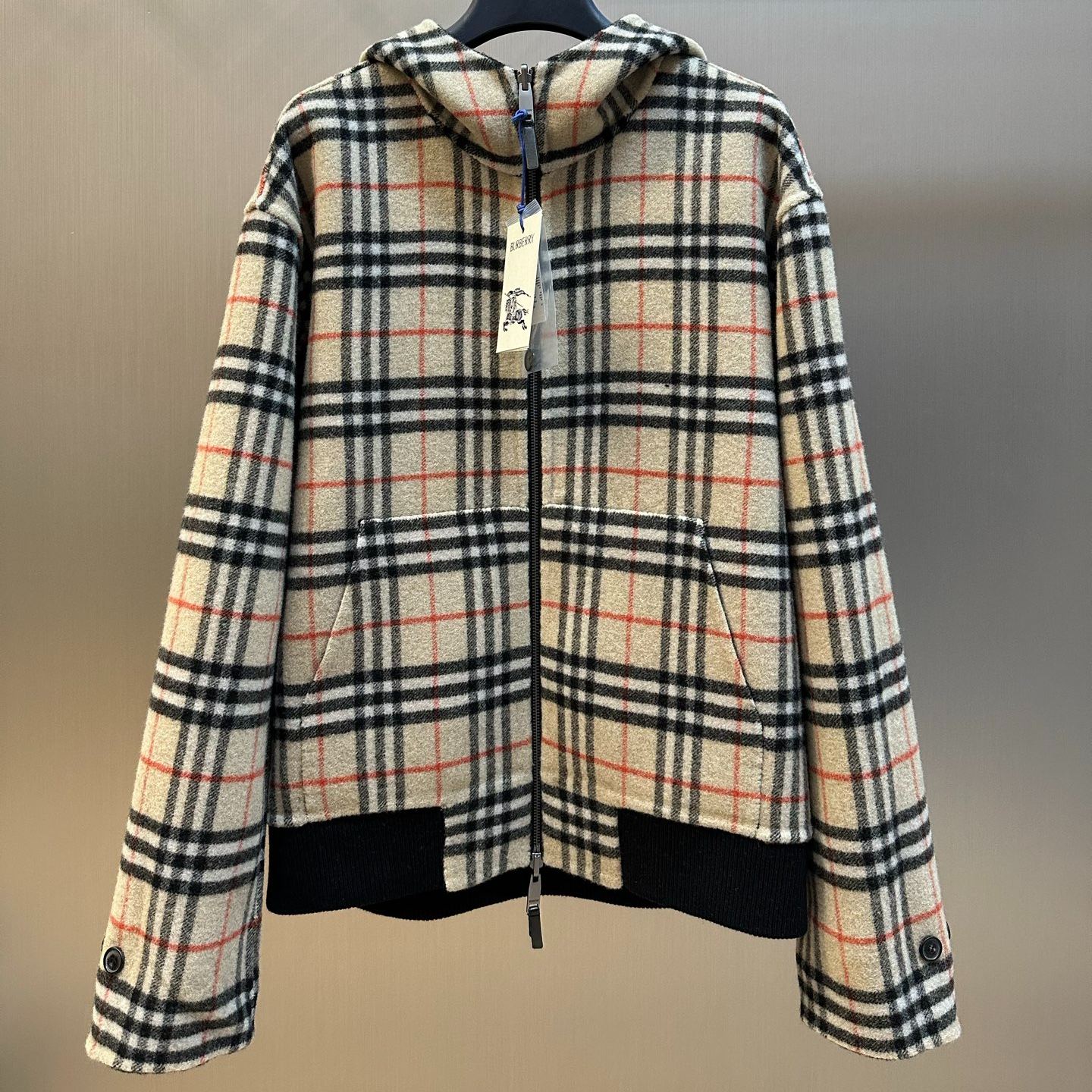 Burberry Reversible Wool Hooded Jacket (Black)（81210571）