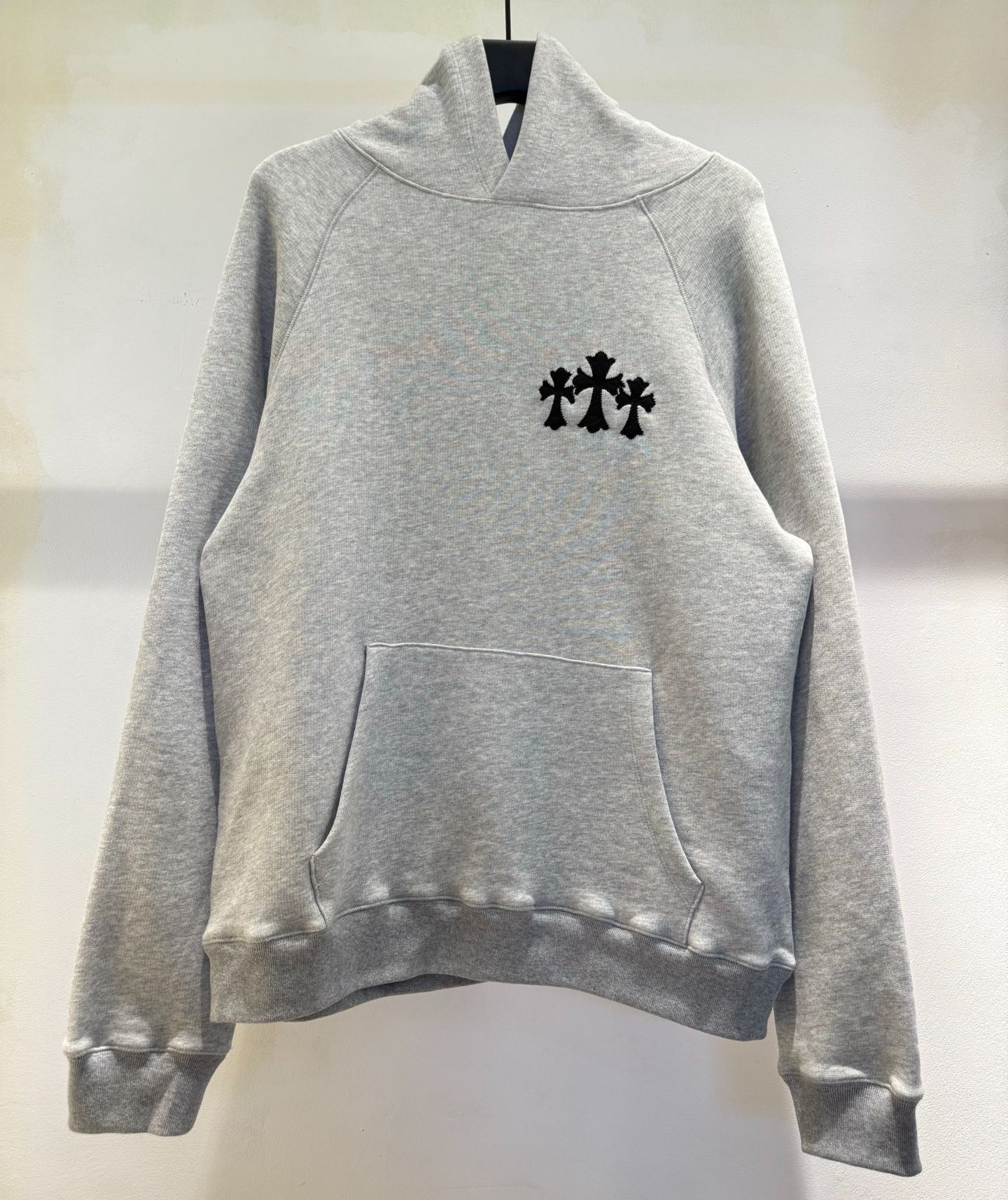 Chrome Hearts 3 Cross Hoodie (1SS2504CH7LMST）