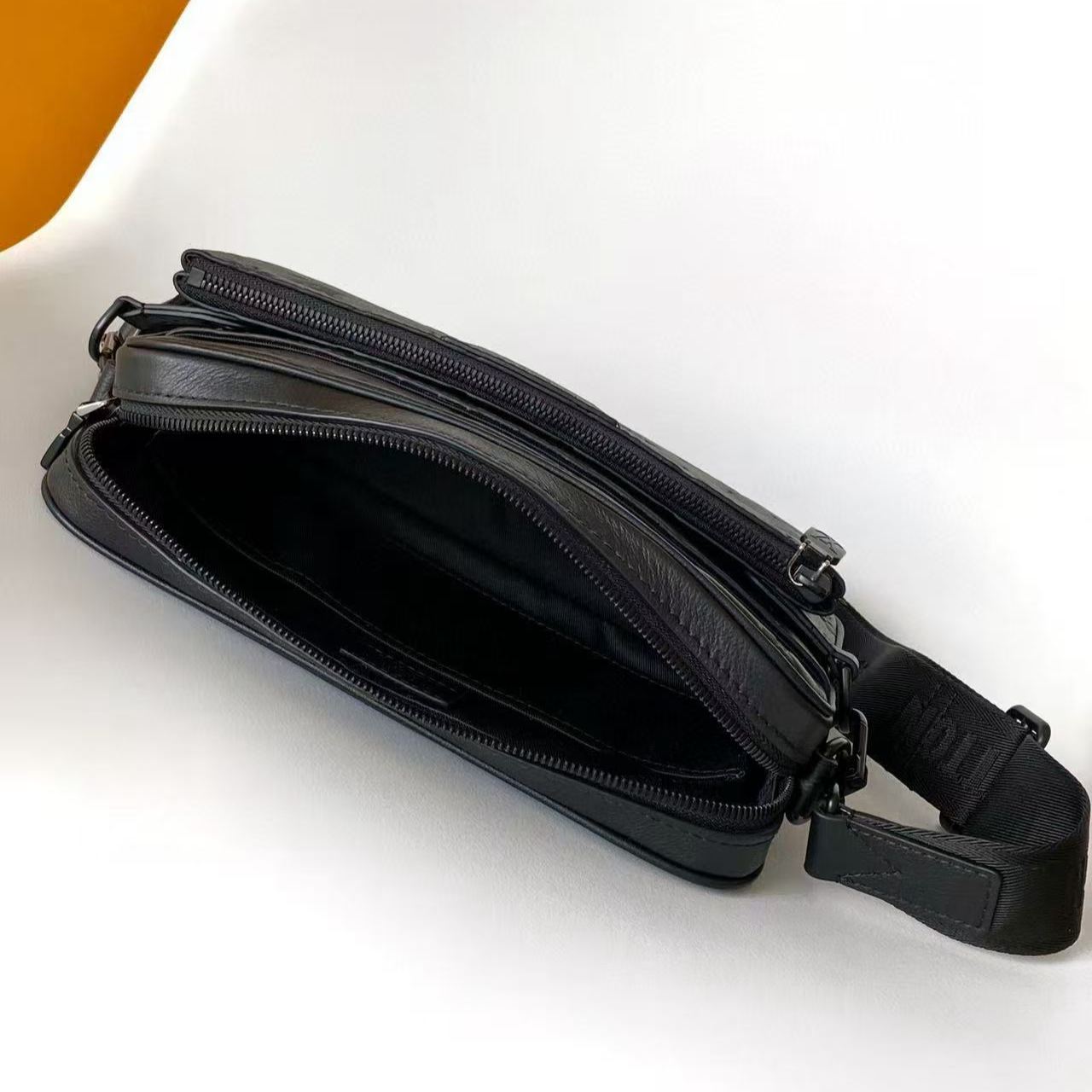 Louis Vuitton Trio Messenger Bag, Monogram Shadow Leather（M26713）