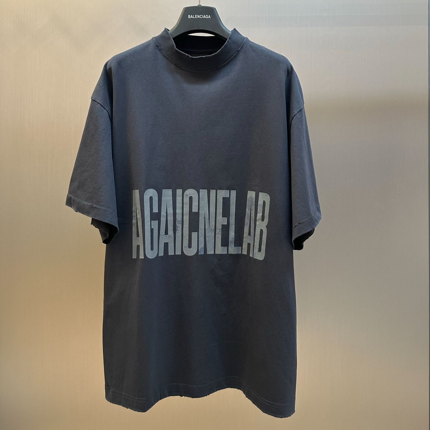 Balenciaga Men's Agaicnelab T-shirt Oversized Fit in Black（787349TRVA11576）